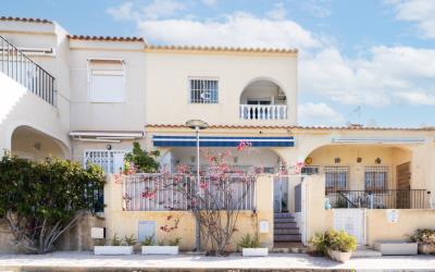 Terraced-house-for-sale-in-La-Marina--1---Portals-