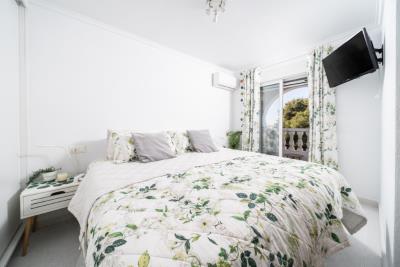 Terraced-house-for-sale-in-La-Marina--11---Portals-