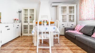 Townhouse-for-Sale-in-La-Marina--3---Canva-