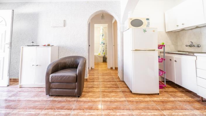 Image No.8-2 Bed Townhouse for sale