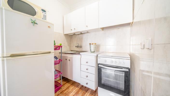 Image No.10-2 Bed Townhouse for sale