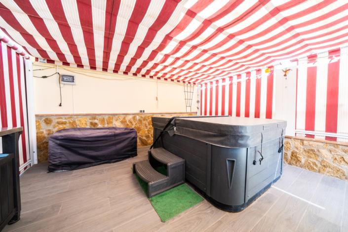 Image No.15-3 Bed Villa for sale