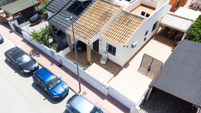 Image No.4-2 Bed Semi-Detached for sale