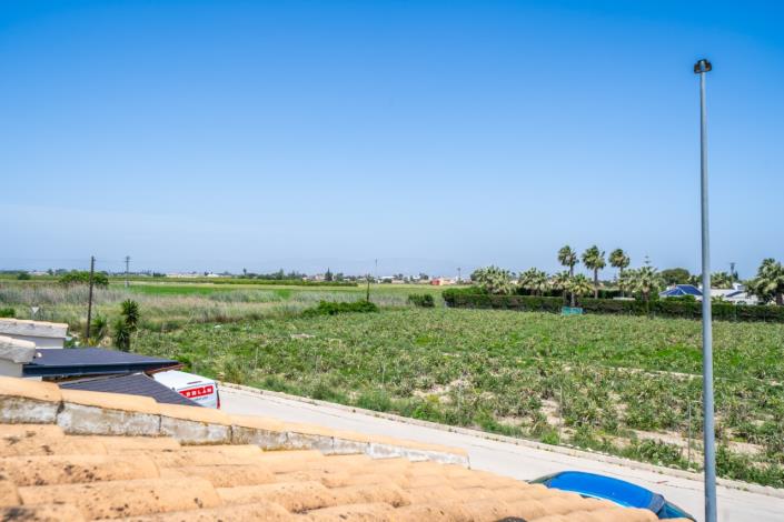 Image No.33-2 Bed Semi-Detached for sale