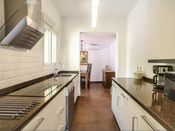 Detached-Villa-for-Sale-in-La-Marina--10---Kyero-