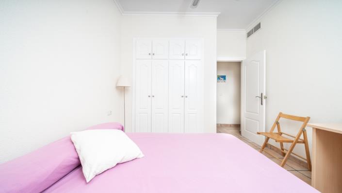 Image No.26-8 Bed Villa for sale