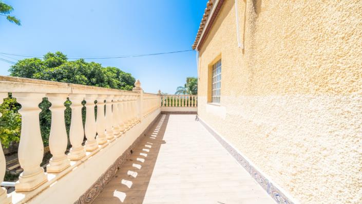 Image No.31-8 Bed Villa for sale