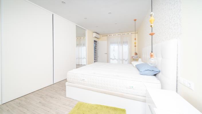 Image No.29-3 Bed Villa for sale