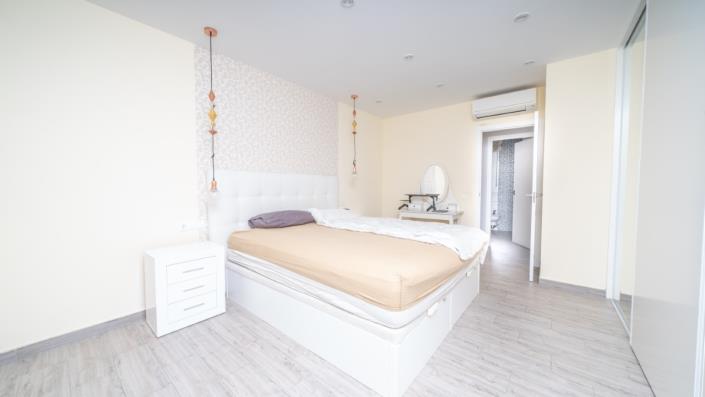 Image No.31-3 Bed Villa for sale