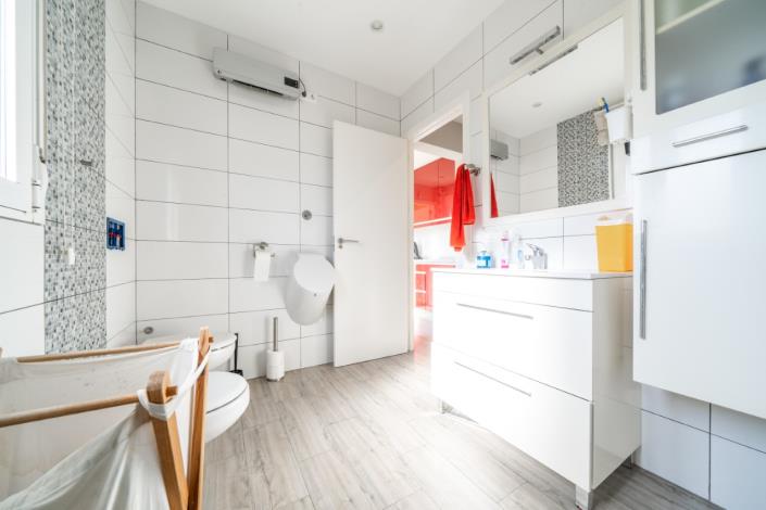 Image No.33-3 Bed Villa for sale