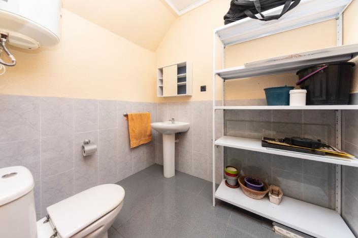 Image No.18-Commercial for sale