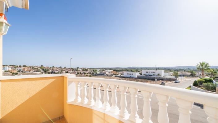 Image No.28-3 Bed Villa for sale