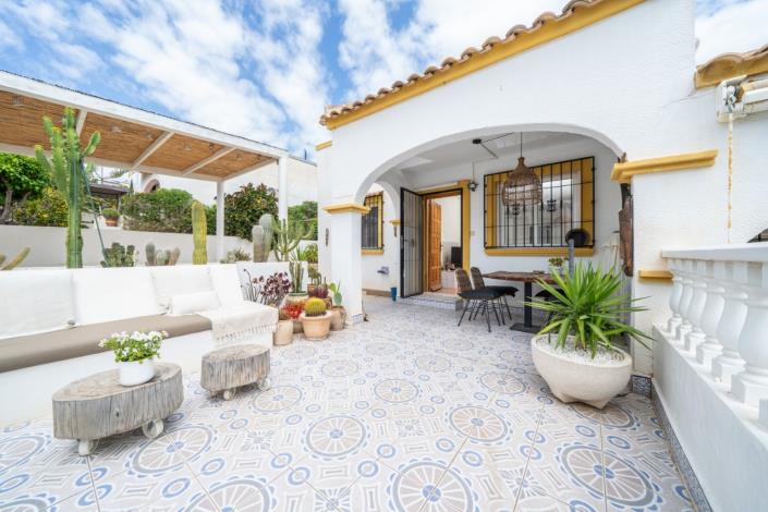 Image No.6-3 Bed Quad for sale