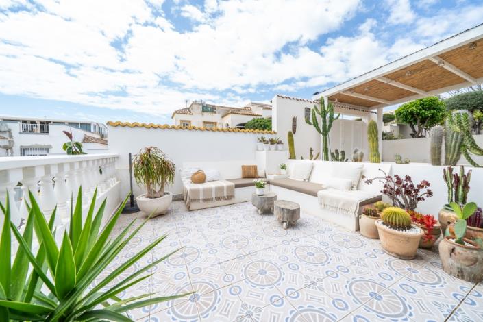 Image No.7-3 Bed Quad for sale