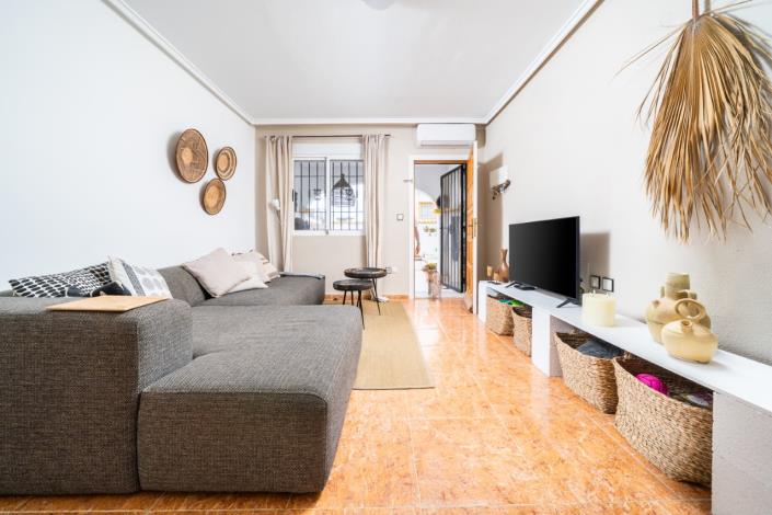 Image No.15-3 Bed Quad for sale