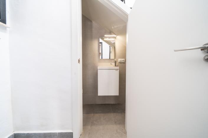 Image No.21-3 Bed Quad for sale