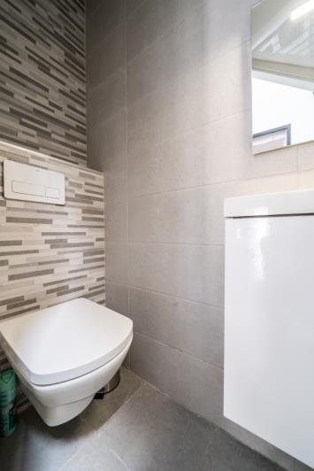 Image No.22-3 Bed Quad for sale