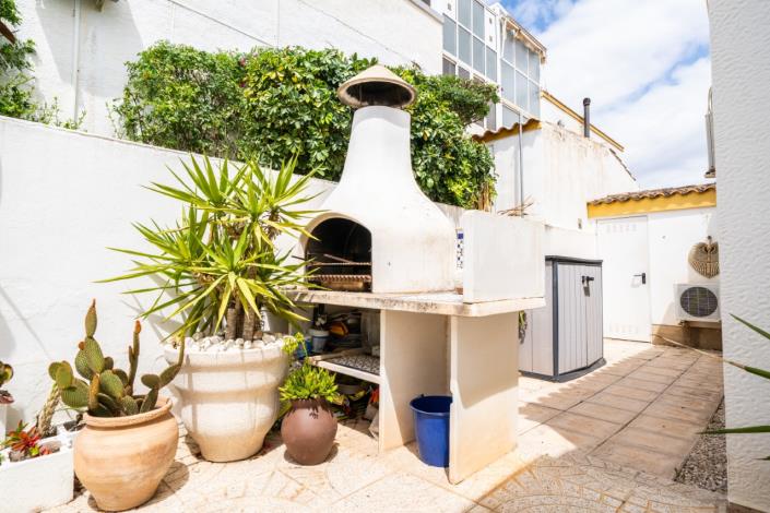 Image No.47-3 Bed Quad for sale