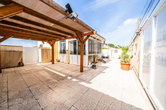 Image No.8-4 Bed Villa for sale