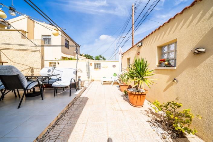 Image No.10-4 Bed Villa for sale