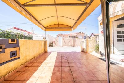 Villa-for-sale-in-La-Marina--3---Canva-