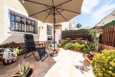 Quad-Property-for-Sale-in-Costa-Blanca--11---Canva-