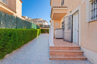 Property-for-sale-in-La-Marina--10---Portals-