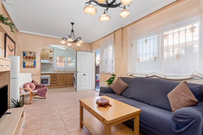 Image No.14-2 Bed Semi-Detached for sale