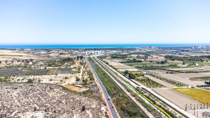 Image No.3-Terrain à vendre à La Marina