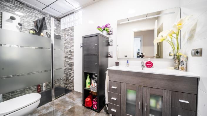 Image No.18-7 Bed Villa for sale