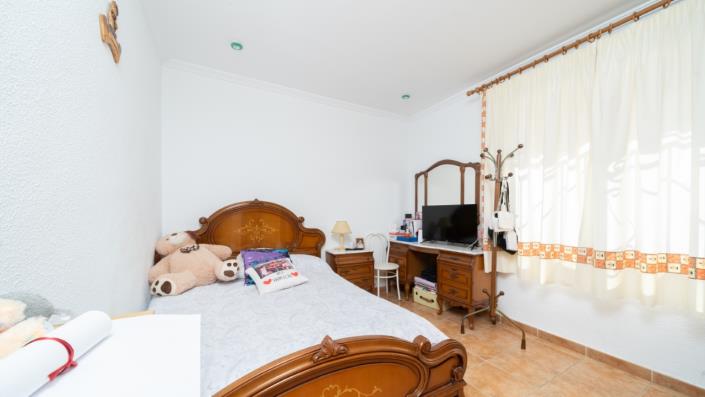 Image No.40-7 Bed Villa for sale