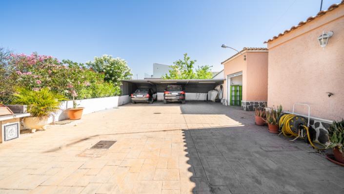 Image No.45-7 Bed Villa for sale