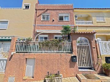 Property-for-sale-in-La-Marina-with-sea-views--2---Portals-