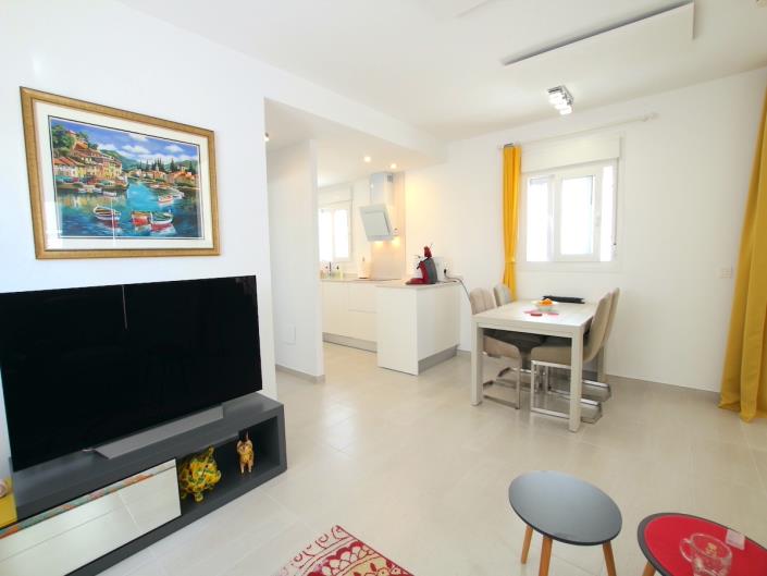 Image No.6-4 Bed Villa for sale