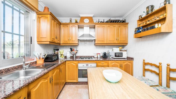 Image No.9-5 Bed Villa for sale