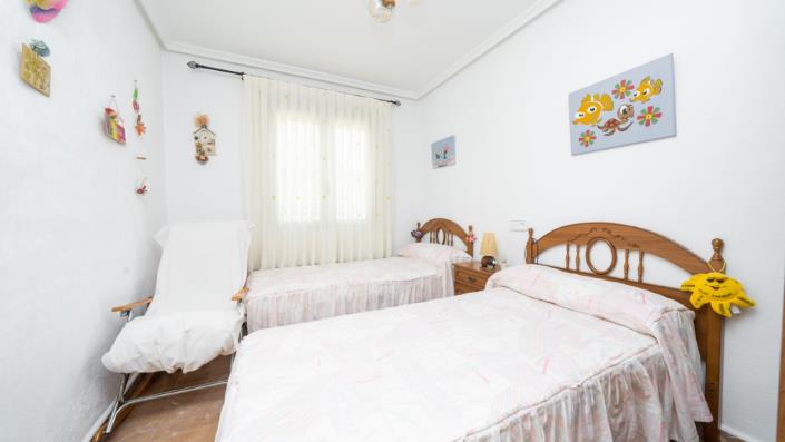 Image No.12-5 Bed Villa for sale