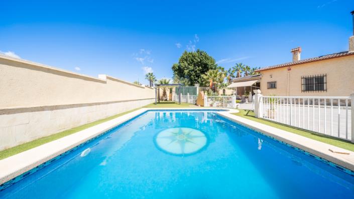 Image No.31-5 Bed Villa for sale