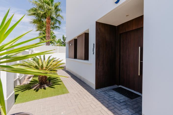 Image No.6-4 Bed Villa for sale