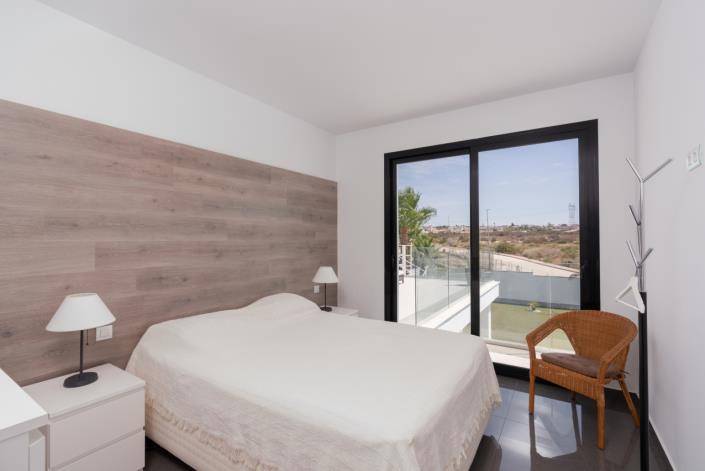 Image No.17-4 Bed Villa for sale