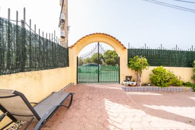 Villa-with-pool-for-sale-in-La-Marina--5---Portals-
