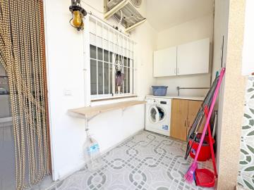 Property-for-sale-in-La-Marina-Close-To-Shops--4---Portals-