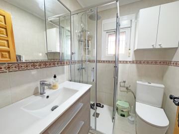 Property-for-sale-in-La-Marina-Close-To-Shops--14---Portals-