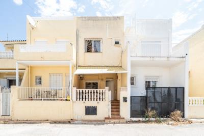 Terraced-Property-for-sale-in-La-Marina--2---Portals-