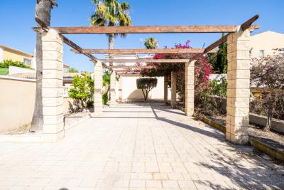 Detached-Property-for-sale-in-La-Marina--8---Canva-