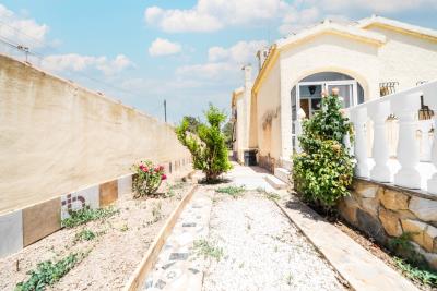 Villa-for-sale-in-La-Marina--13---Portals-