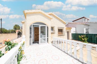 Villa-for-sale-in-La-Marina--14---Portals-