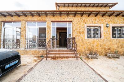 Villa-with-pool-for-sale-in-Costa-Blanca--13---Portals-