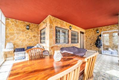 Villa-with-pool-for-sale-in-Costa-Blanca--15---Portals-