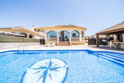 Detached-Villa-for-sale-in-Costa-Blanca--2---Portals-