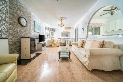 Detached-Villa-for-sale-in-La-Marina--8---Portals-